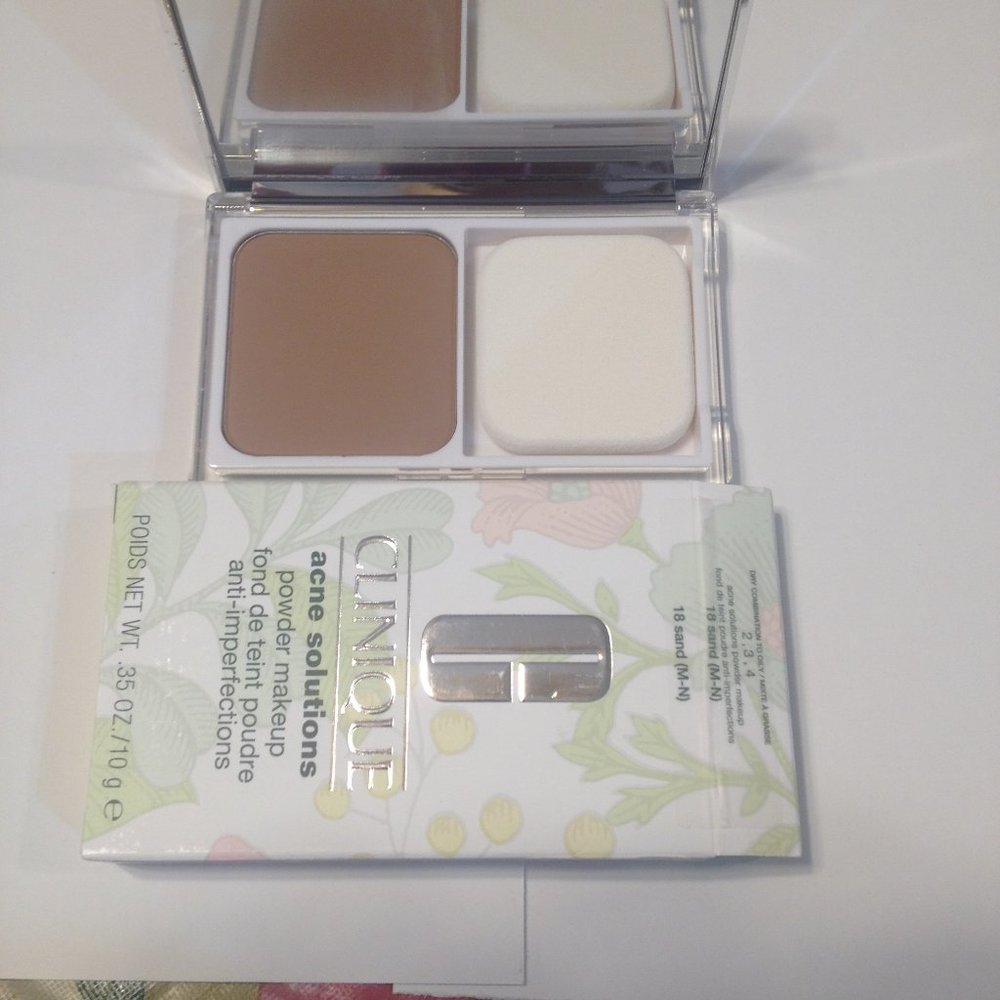 CLINIQUE ACNE SOLUTIONS POWDER MAKEUP SAND (M-N)